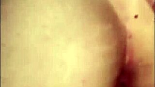 Amateur teen girlfriend bends over for anal creampie with friend watching 😈