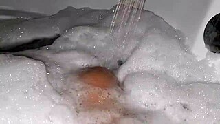 who wants to jerk off with me in the jacuzzi?