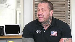 Wow, incredible fuck with the office secretary! 😍