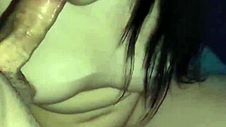 Petite Colombian babe deepthroats and rims