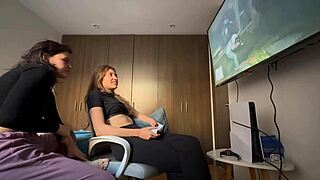 teen girls explore bodies when left alone 😜