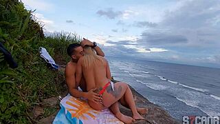 I fucked a hot blonde I met on the beach