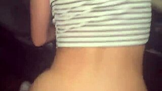 Follando A Linda Flaca Culona Mientras Habla Por Teléfono Con El Cuernudo De Su Pobre Novio