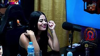 Wow, Latina Luuh Barbosa strips on podcast with Ruan! 😜