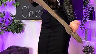 Nylon club - sexy milf in coffee color stockings