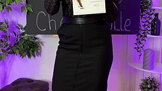 Nylon club - sexy milf in coffee color stockings