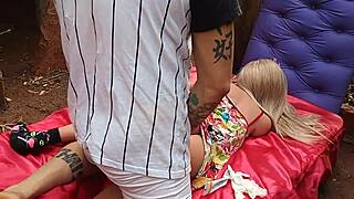 teen learns how to suck big cock deepthroat style