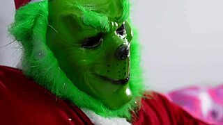 i had hardcore sex with the grinch on christmas, sara blonde was so wet