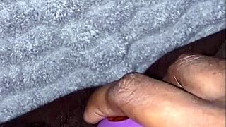 watch this ebony bbw squirt from pussy play?