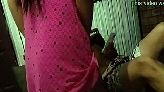 teen couldn't resist kissing and fucking the young guy during the movie 😏