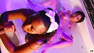 She's in the jacuzzi with ebony and Khalessi for 69 threesome