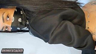 solo with bandana and pink lipstick, guided masturbation on my pussy until i cum on my face.