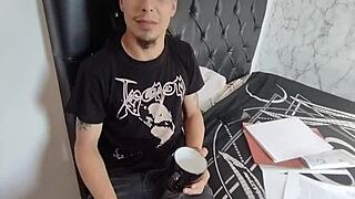 Secretaria Cachonda Garganta Profunda Folla Duro Y Toma Cum En Su Gran Culo Cum Después Del Trabajo - Porno En Español