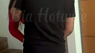 Corno Chamou O Amigo Pra Arrombar Meu Cuzinho Na Nossa Cama