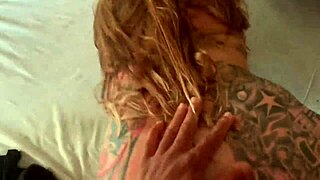 Loira Tatuada Casada Gritando Pra Parar