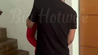 Corno Chamou O Amigo Pra Arrombar Meu Cuzinho Na Nossa Cama