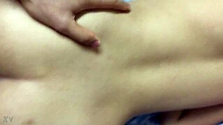 Watch this hot cumshot landing on my girl's back after intense fucking 😏