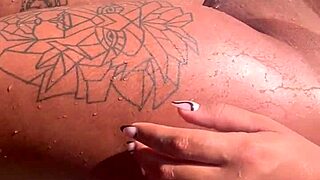 Amateur Backstage Naked Women Fucking in Mansion!