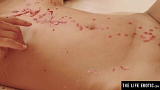 watch this beauty devour her girlfriend's wet pussy