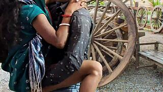 bharti bhabhi comes for fucking in home with young student 😏