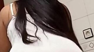 Casada Gordinha Se Masturba Enquanto Pintor Espia