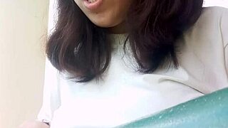 Teacher Matthan Salomon seduces student Kaye Andrea in Ormoc