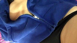 cachonda ama de casa mi hermanastra crystal se masturba ella es muy hot y le encata grabarce par sus fans