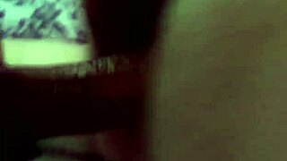 Curvy mature Latina poses on all fours for homemade action. What’s her next move?