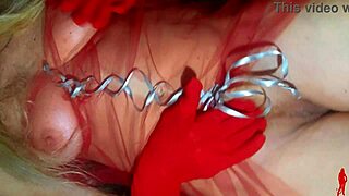 Mature Lady With Curves And Natural Tits On Christmas