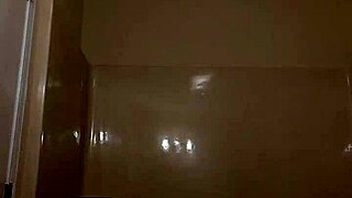 I insert Lovesense while putting on makeup 😍