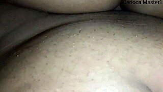 gemendo gostoso ate gozar com monster cock facial