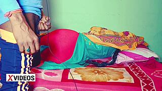 jab vah akeli so rahi thi to sautele devar ne uski bhabhi ki chudai ki