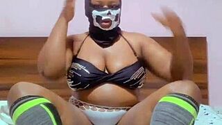 Flexible legs wanting for a big dick