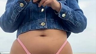 deixei ele de pau duro s� pra mim pegar e sentir o tamanho 😏