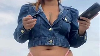 deixei ele de pau duro s� pra mim pegar e sentir o tamanho 😏