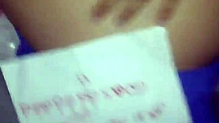 Arab milf's sexy ass gets pounded!