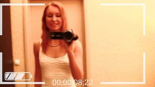 Desperate ex uses dildo on webcam to get over me 😏