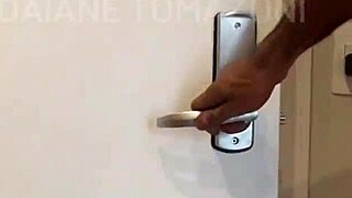 descendo pra pegar ifood e vizinho me chama pra fuder 😏