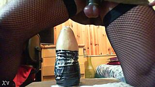 Extreme anal plug play with European amateurs using dildos and fisting. 😏