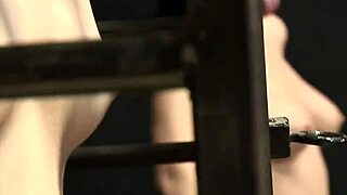 Milf slut moans in rough anal assfucking to kinky orgasm