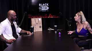 Loira Flashes Boobs After Stressing Over Anal Scene