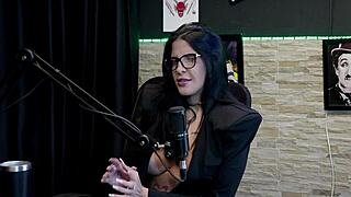 Brunette Demonstrates Blowjob After Admitting Faked Orgasm And Triple Kiss - Leticia Braga On Sheer Red