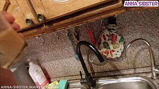 M J Rozzloben� Spolubydl�c� Se Po M�m Pt�kovi Zm Nil V Ko I Ku