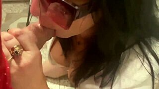 Feeling the passion in milfycalla's fetish blowjobs as the latina cum-slut worships big cocks