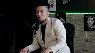 learning about massage preliminaries and female body knowledge