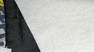 Cum fast with that small cock!