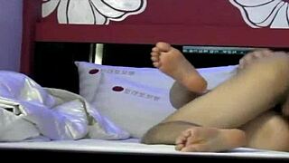 Hot mature asian woman with hairy pussy in homemade sex