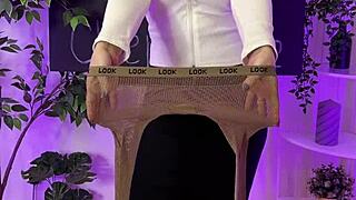 Sisi Looks At Pantyhose In Nylon Club