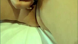 i masturbaate with my toy