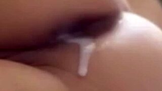 Empregada Piriguete Foi Fazer A Arrumação Do Quarto E Acabou Levando Gozada No Cu!